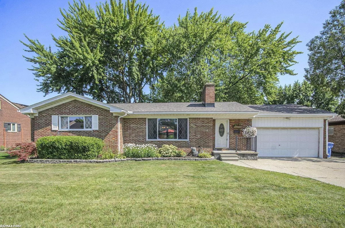 Warren, MI 48093,11127 Olive Street
