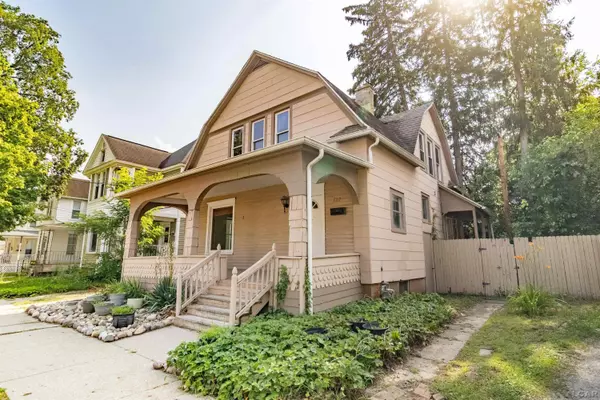 Adrian, MI 49221,422 S Winter Street