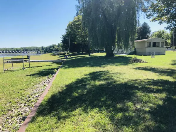 Gladwin, MI 48624,576 Hilo Road