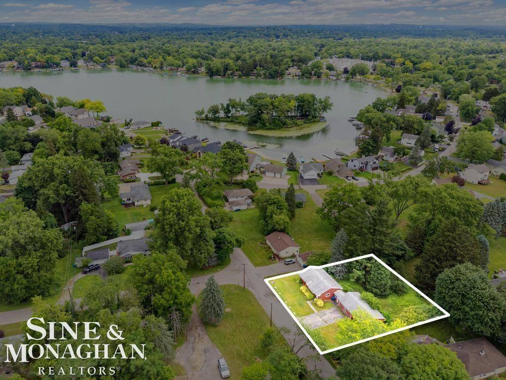Waterford, MI 48329,3512 Wilkie Street