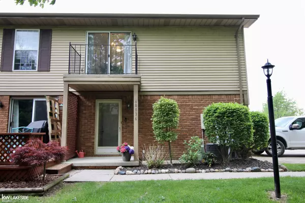 68036 Rosewood Lane, Richmond, MI 48062
