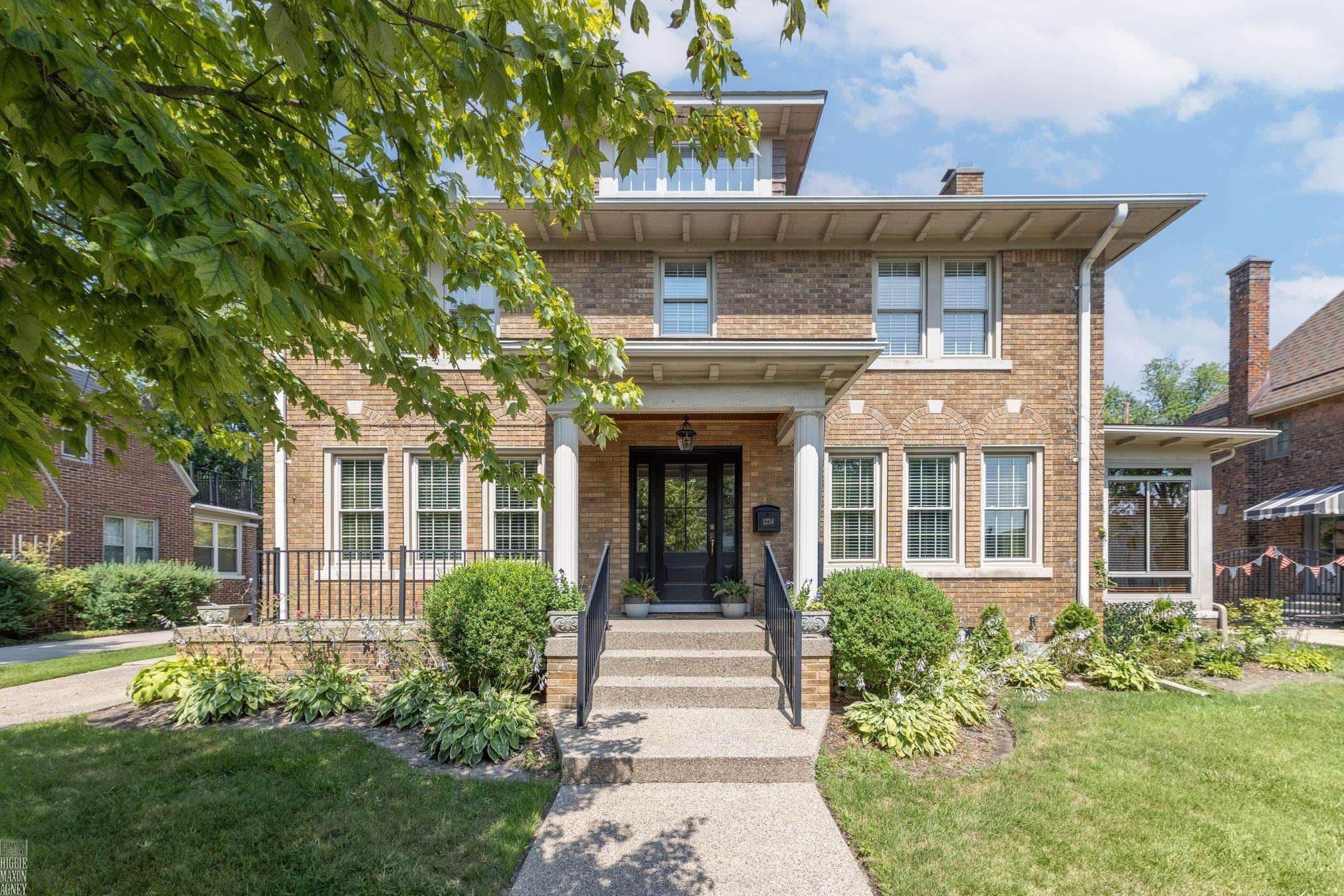 1234 Bedford Road, Grosse Pointe, MI 48230