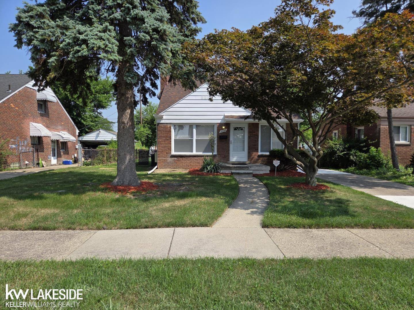16845 Stricker Street, Eastpointe, MI 48021