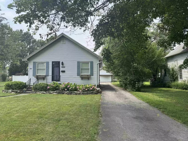 2263 BARNARD Street, Saginaw, MI 48602