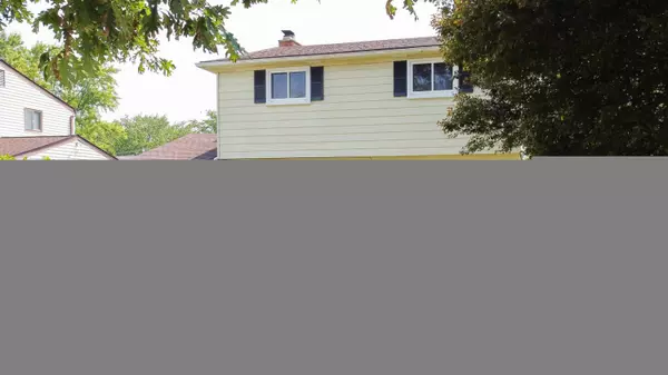 8799 Lozen Drive, Sterling Heights, MI 48313