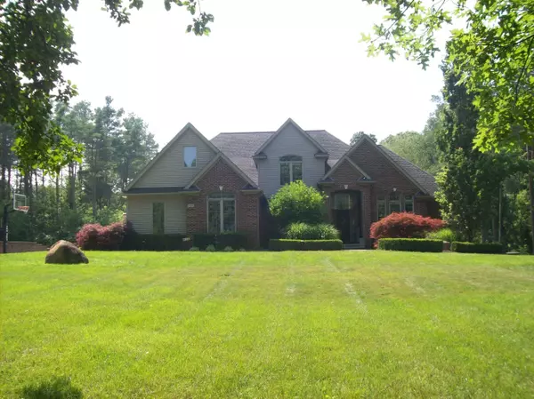 233 Faust Drive, Ortonville, MI 48462