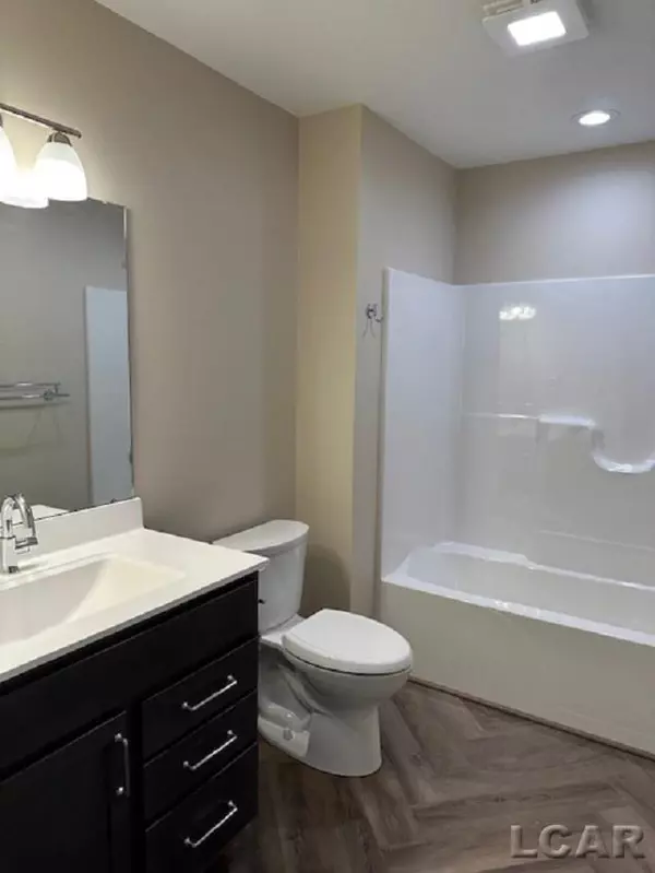 Adrian, MI 49221,1663 Rivers Edge Court