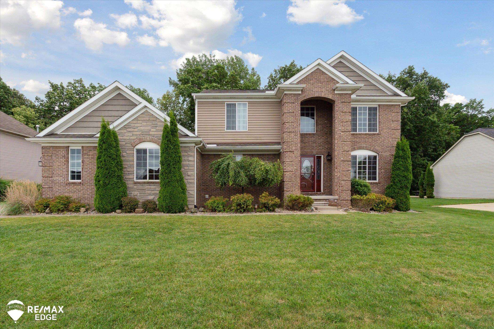 4405 Newark Circle, Grand Blanc, MI 48439