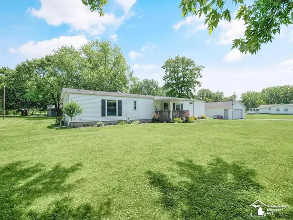 Erie, MI,9122 Perry Road