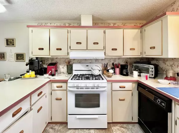 Clinton Twp, MI 48036,20810 Gaslight Drive