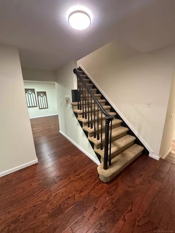 Clinton Twp, MI 48035,35905 Tami Lane