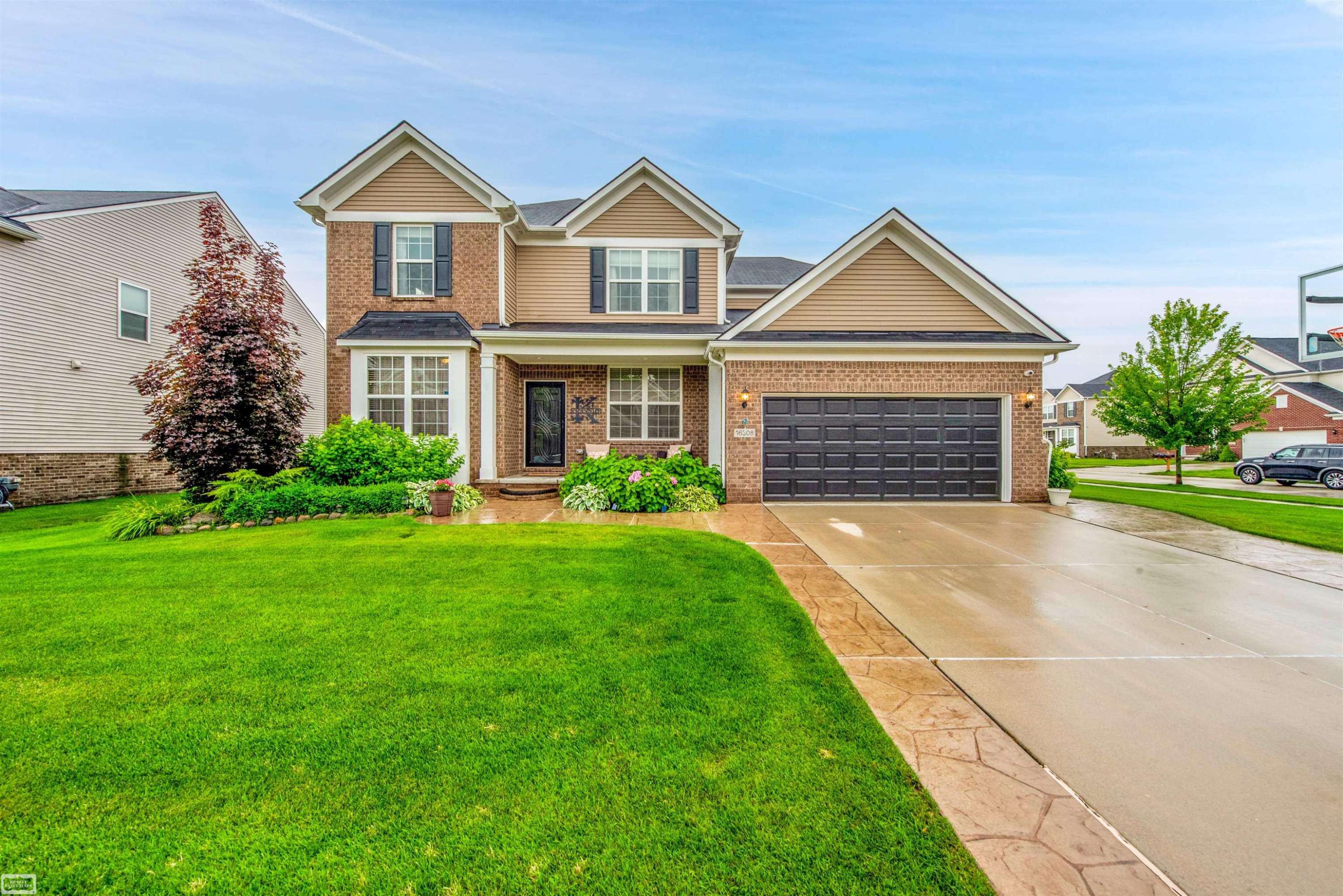 16308 Adelaide Drive, MI 48044