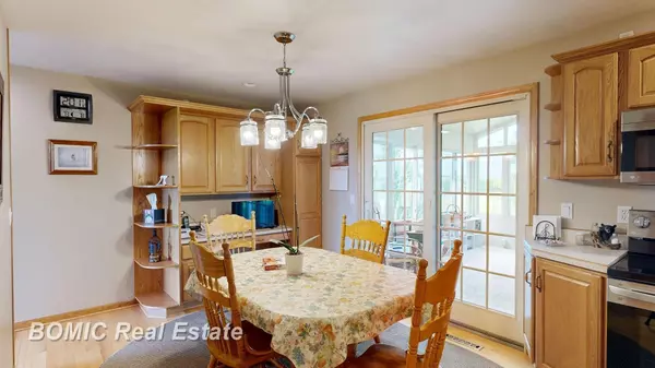 Vassar, MI 48768,5242 Hart Road