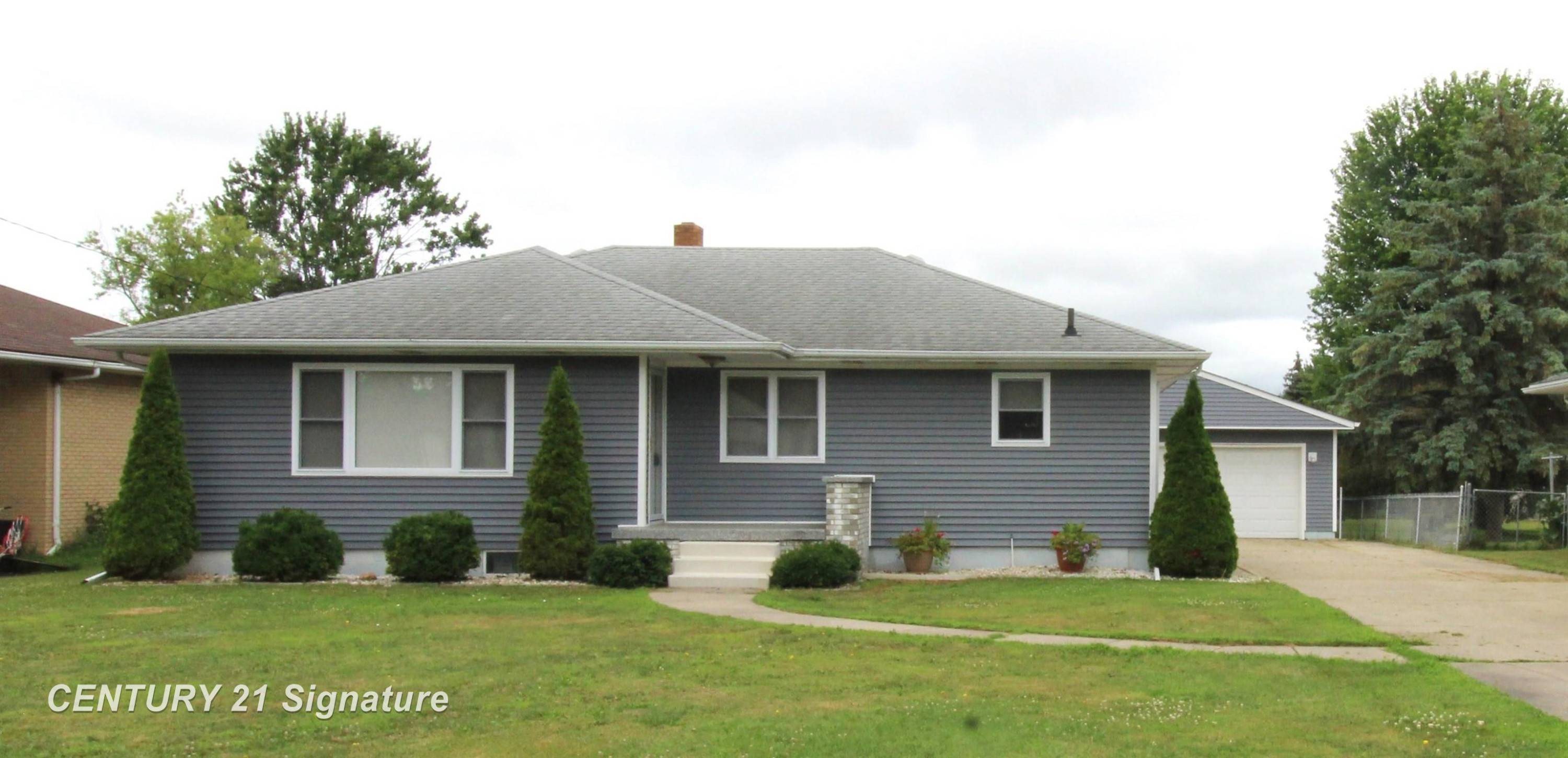 2610 S Monroe Street, Bay City, MI 48708