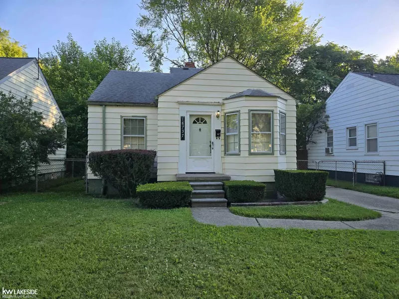 18737 Kenosha Street, MI 48225
