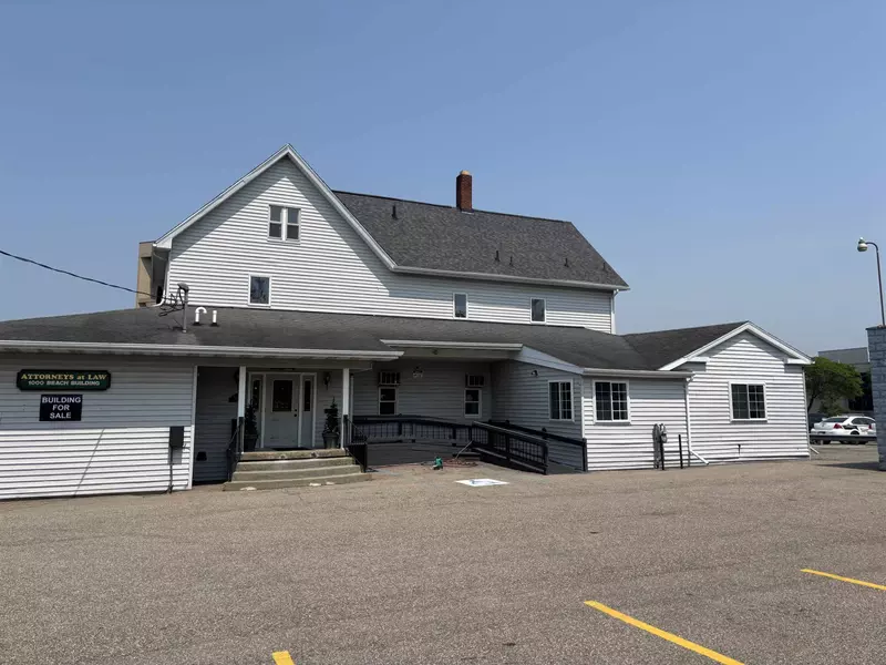 1000 Beach St 2B Street, Flint, MI 48502