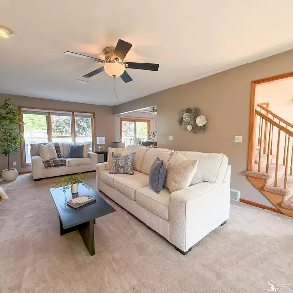 Lambertville, MI 48144,8325 Waterford Drive
