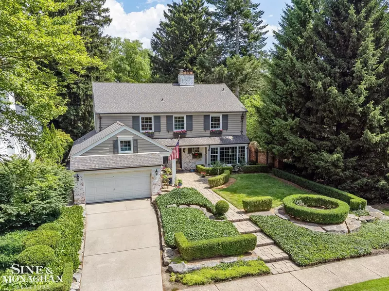 130 Merriweather Road, Grosse Pointe Farms, MI 48236