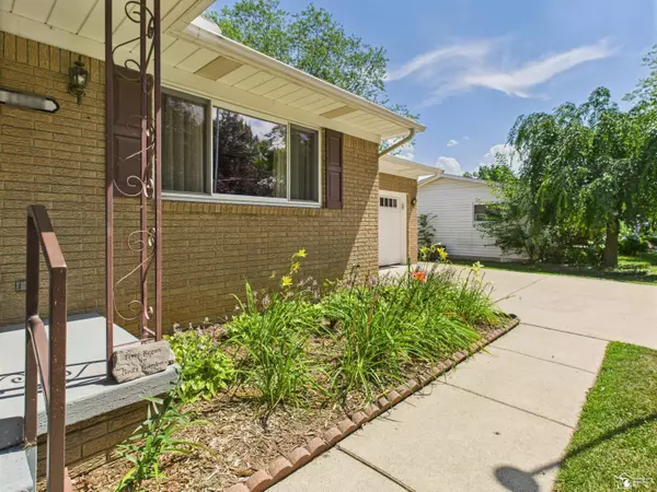 Monroe, MI 48161,15586 Spruce Street