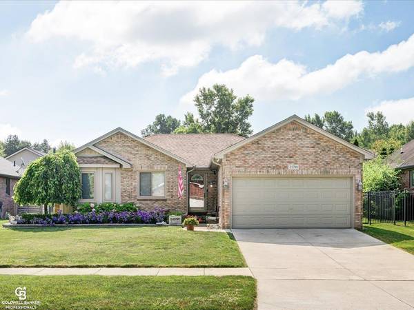 53790 Meadow View Ln Lane, New Baltimore, MI 48047