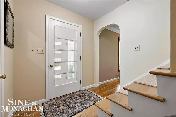 Grosse Pointe Woods, MI 48236,1221 N Renaud Road