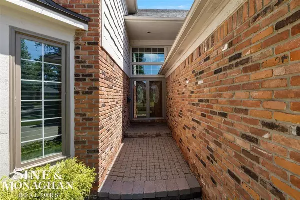 Grosse Pointe, MI 48230,968 Trombley Road