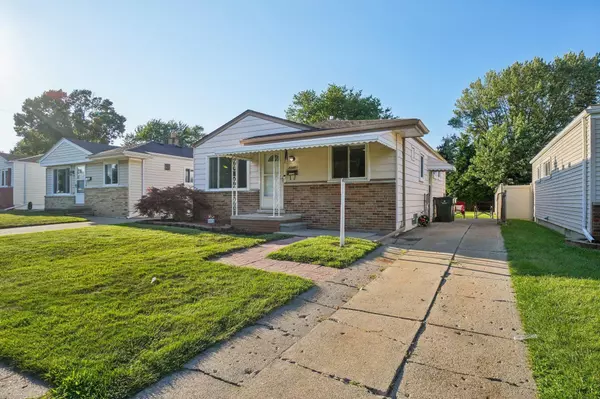 Saint Clair Shores, MI 48082,22451 Lake Drive