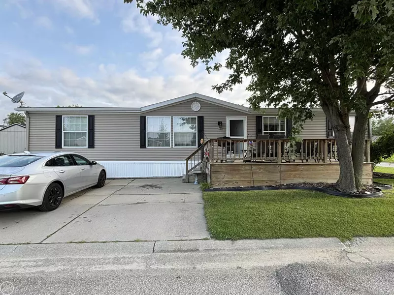 6041 Delaware Street, MI 48059