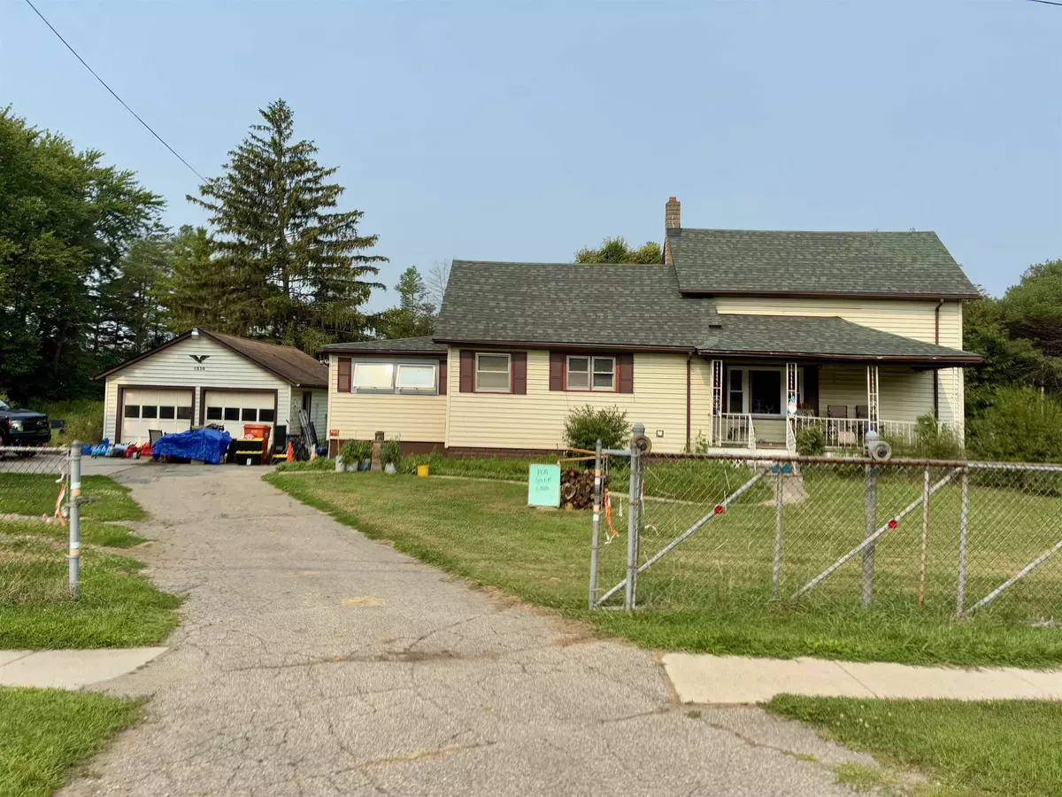 Owosso, MI 48867,1510 S Chipman Street