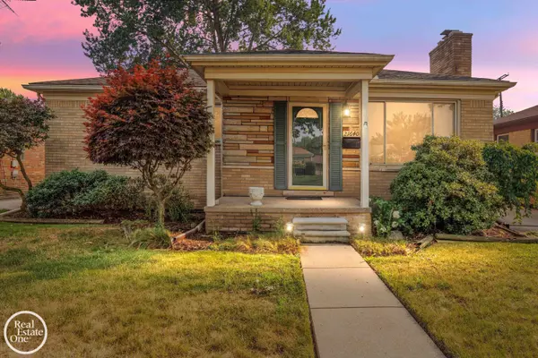 21640 Chalon Street, Saint Clair Shores, MI 48080