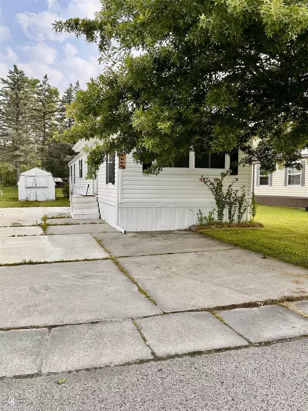 Kimball, MI,5668 Hidden Cove Lane