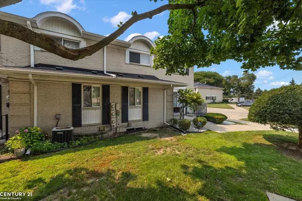 Sterling Heights, MI 48313,8520 Hampshire Drive