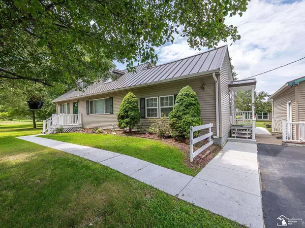 6488 Alcott Road, Petersburg, MI 49270