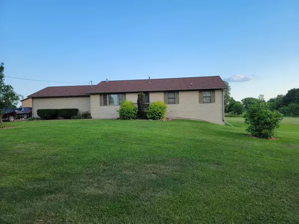 9889 Ditch Road, Chesaning, MI 48616