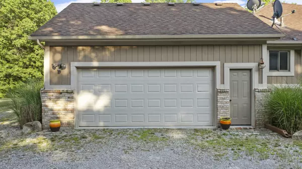 MI,6715 North Pointe Road