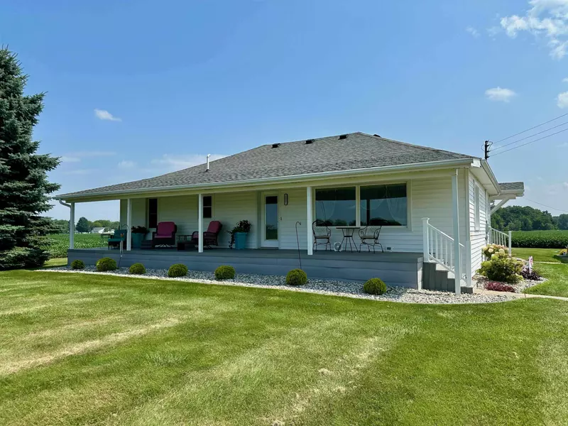18301 Gasper Road, Chesaning, MI 48616