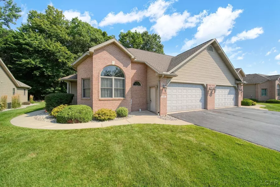 1692 Rivers Edge Court, Adrian, MI 49221