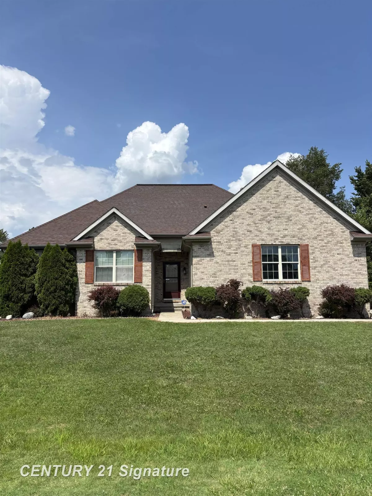 Burton, MI 48519,4437 Pinecreek Drive