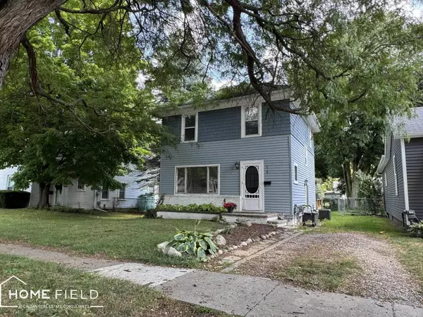 638 N Park Street, Owosso, MI 48867