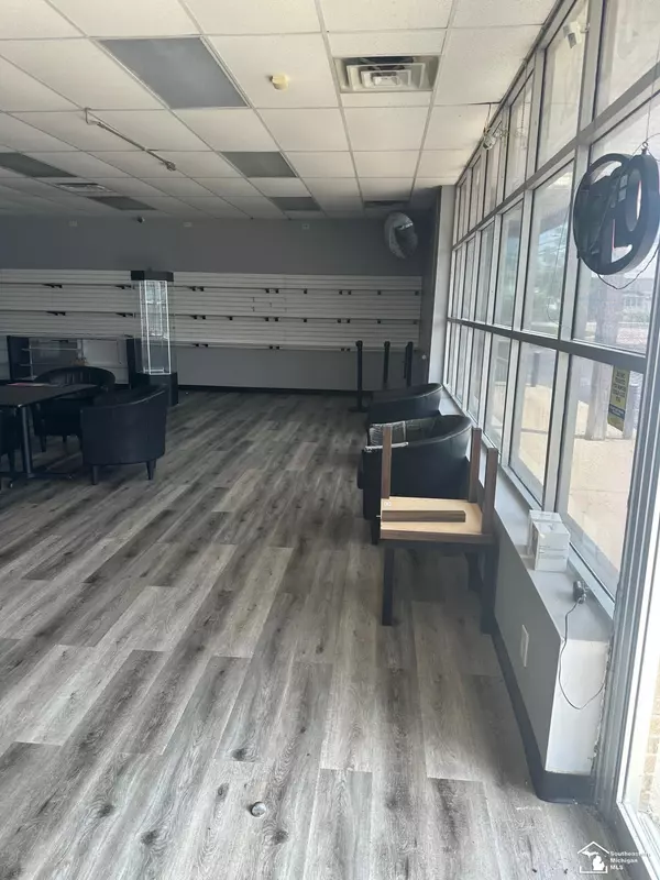 Monroe, MI 48161,2070 S Custer Road