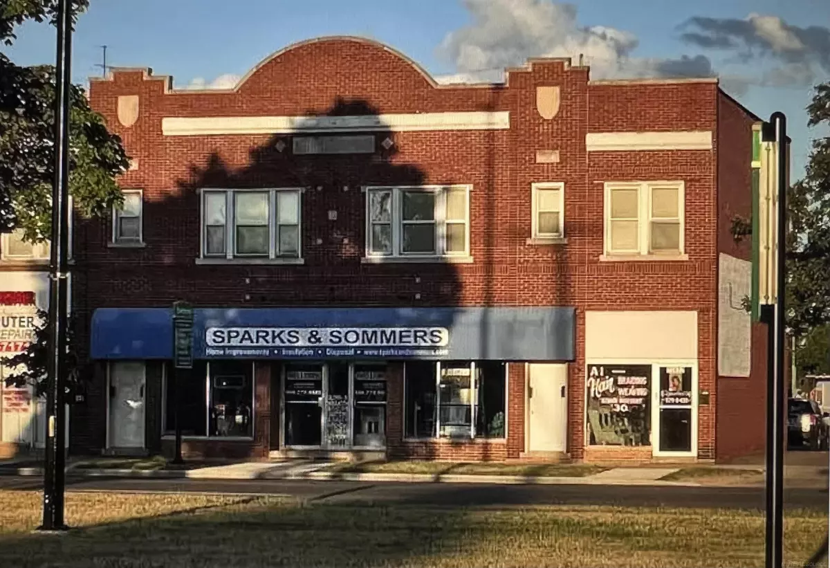 Eastpointe, MI 48021,23834 Gratiot Avenue