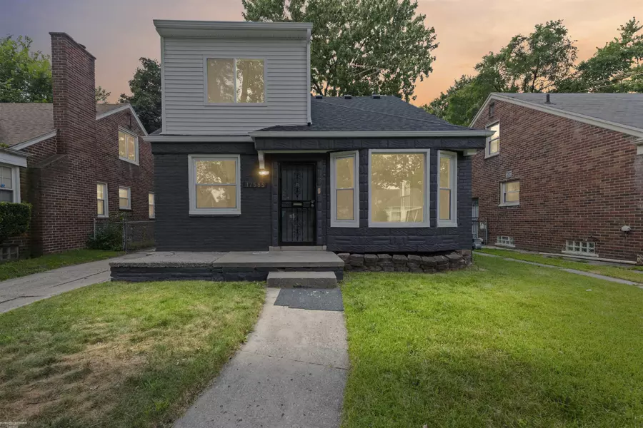 17585 Greenview Avenue, Detroit, MI 48219