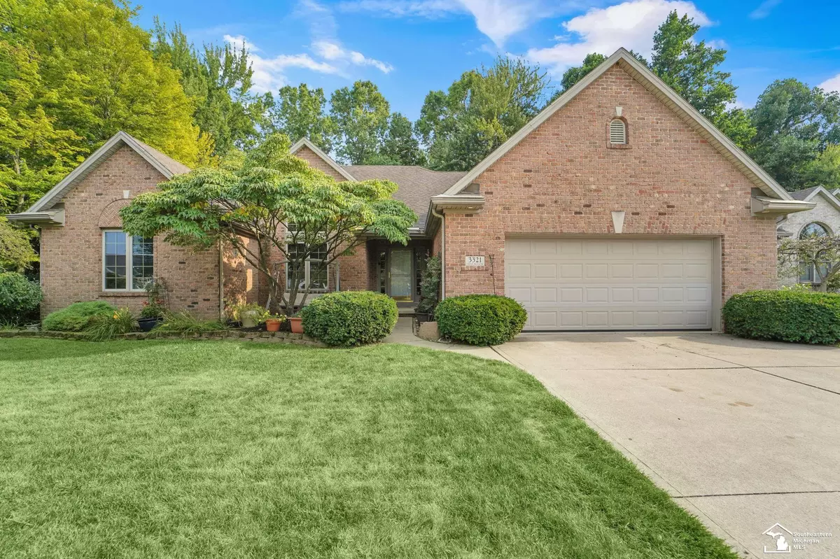 Lambertville, MI 48144,3321 Quail Hollow Drive