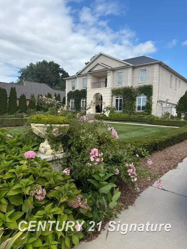 Freeland, MI 48623,12 Woodshire Drive