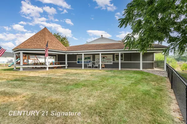 Freeland, MI 48623,180 King Street