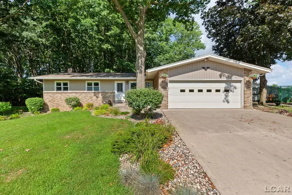 4382 3rd Street, Adrian, MI 49221