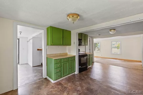 Hillsdale, MI 49242,4018 N Highland Drive