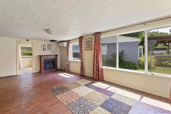 Hillsdale, MI 49242,4154 S Highland Drive