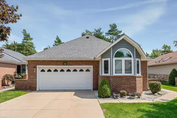 323 Mae Court, MI 48065