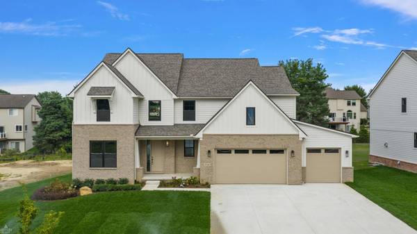 3316 Waldon Ridge Dr Drive, MI